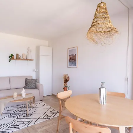 아파트 Grand Studio 38m2 Vue Mer Et Parking ! 히에레