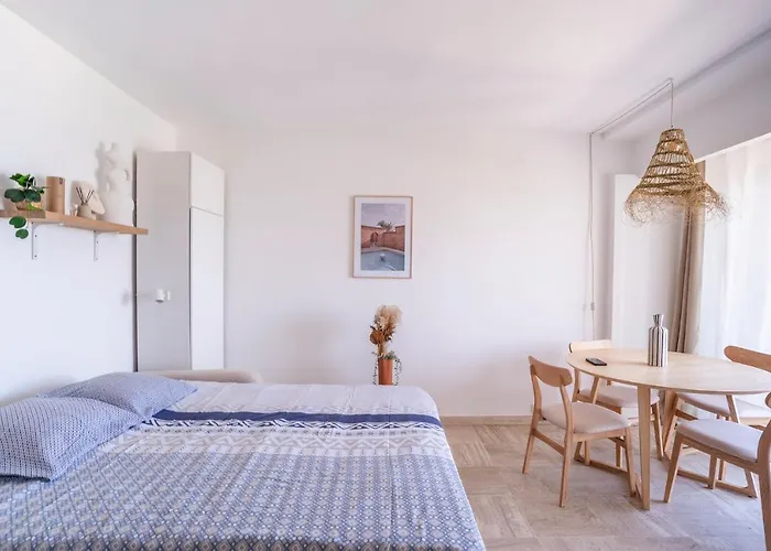 Grand Studio 38m2 Vue Mer Et Parking ! *