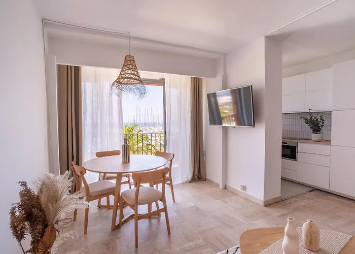 Grand Studio 38m2 Vue Mer Et Parking ! *